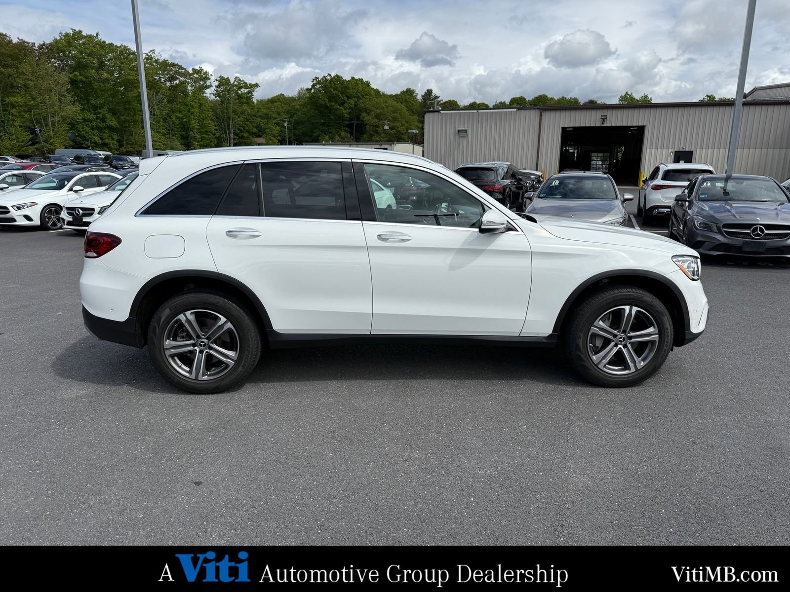 Used 2022 Mercedes-Benz GLC 300 4MATIC image 9