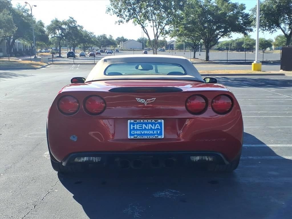 Used 2011 Chevrolet Corvette Grand Sport w/ Preferred Equipment Group RWD image 7