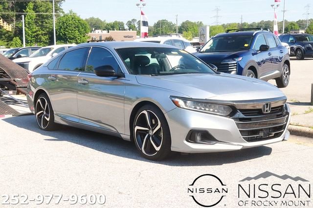 Used 2022 Honda Accord Sport image 2
