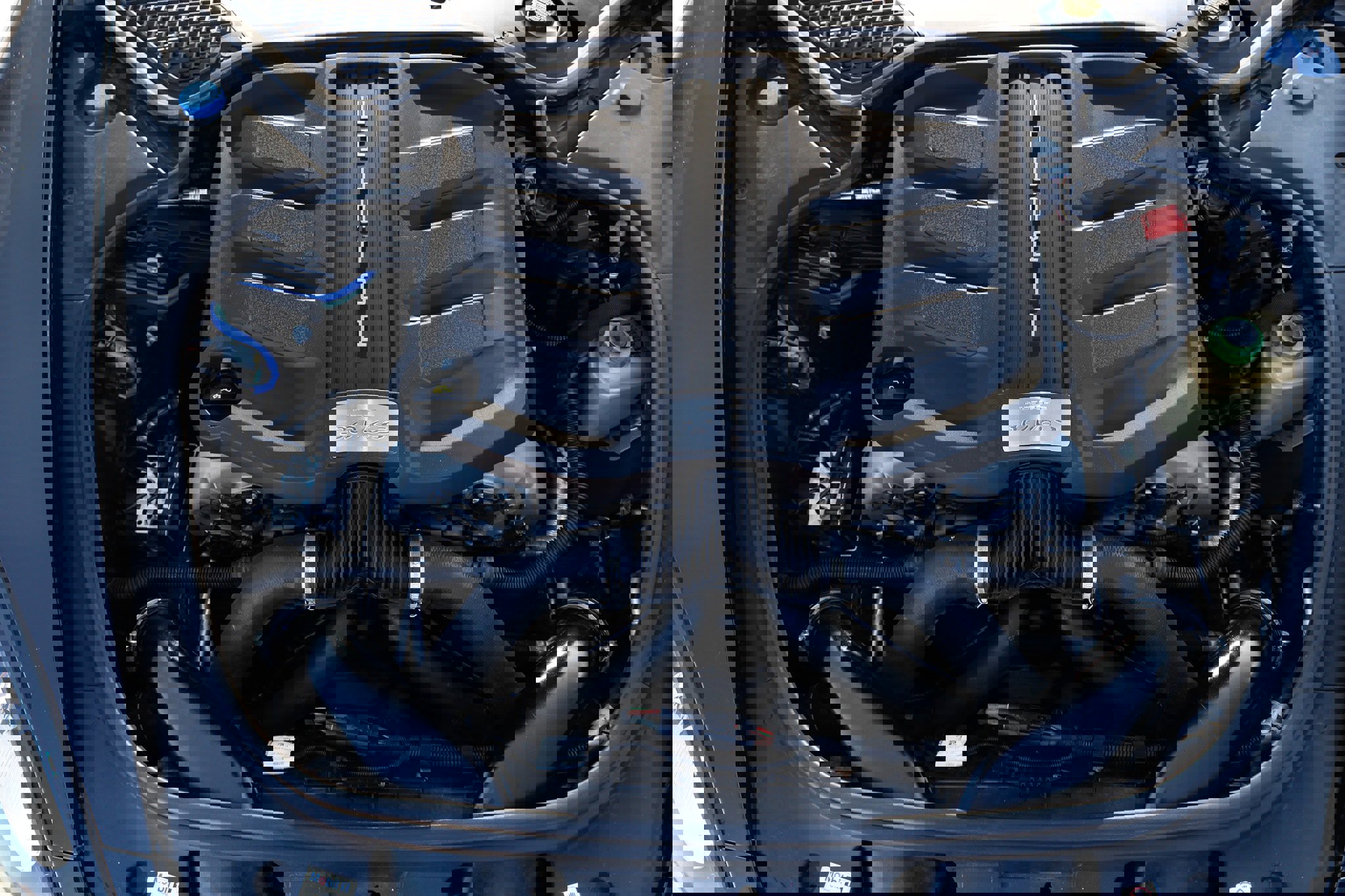 Used 2016 Porsche Panamera S image 23