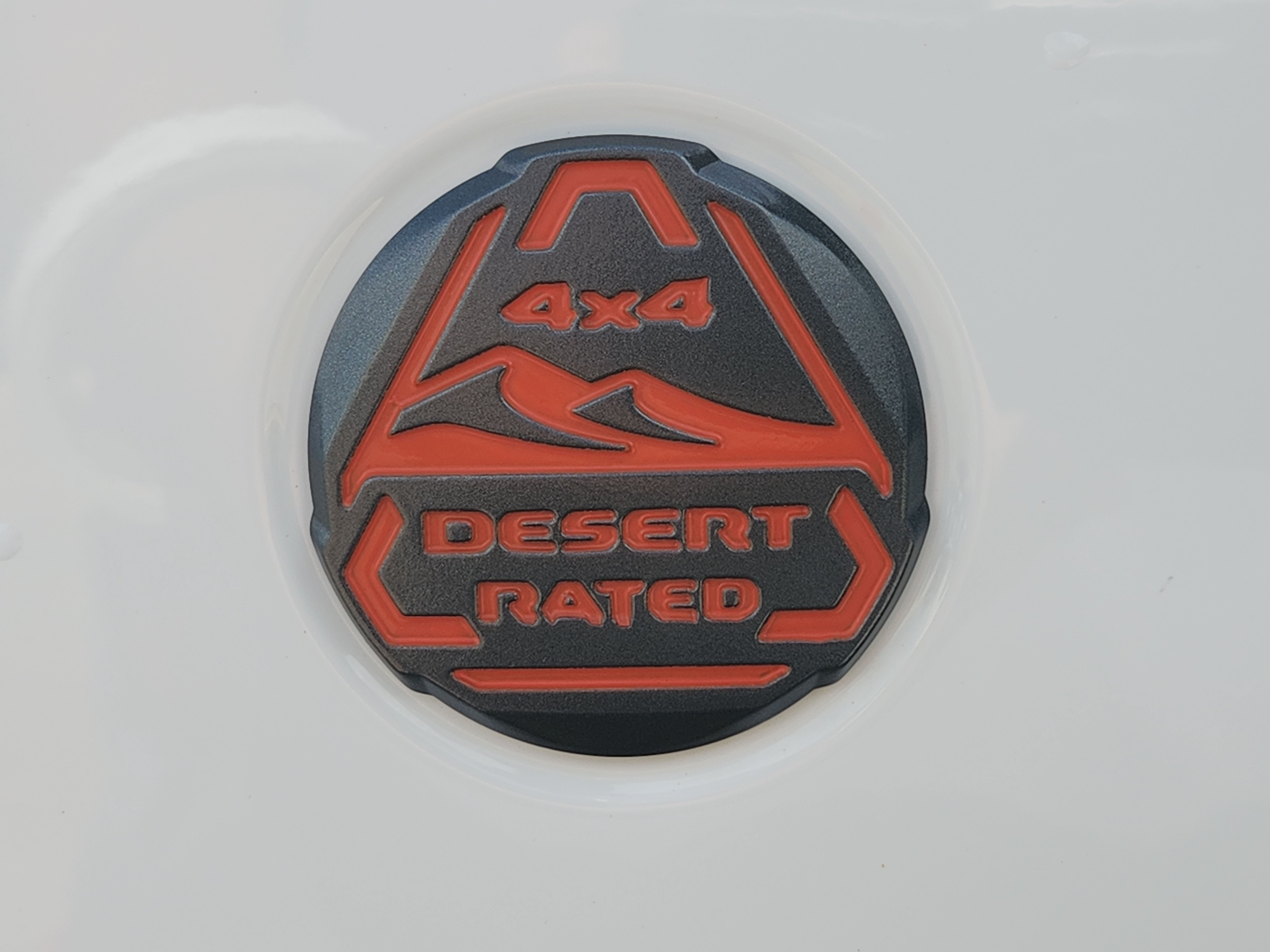 Used 2024 Jeep Gladiator Mojave AWD/4WD image 8