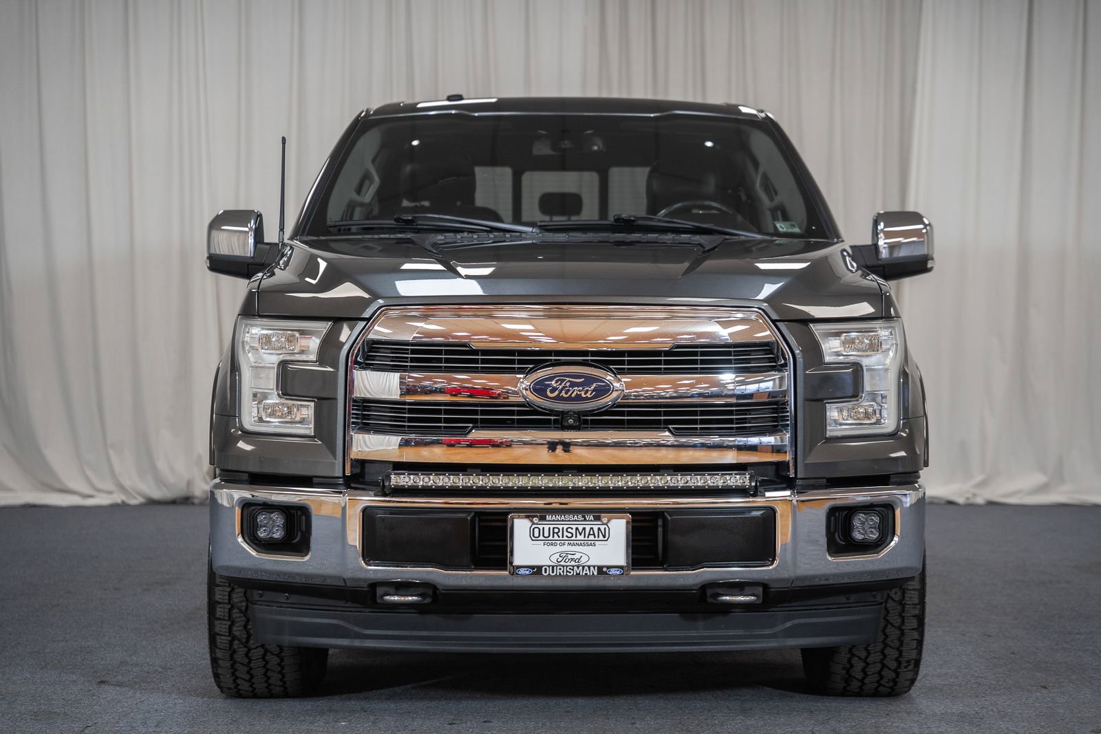 Used 2017 Ford F150 Lariat w/ Equipment Group 502A Luxury image 2