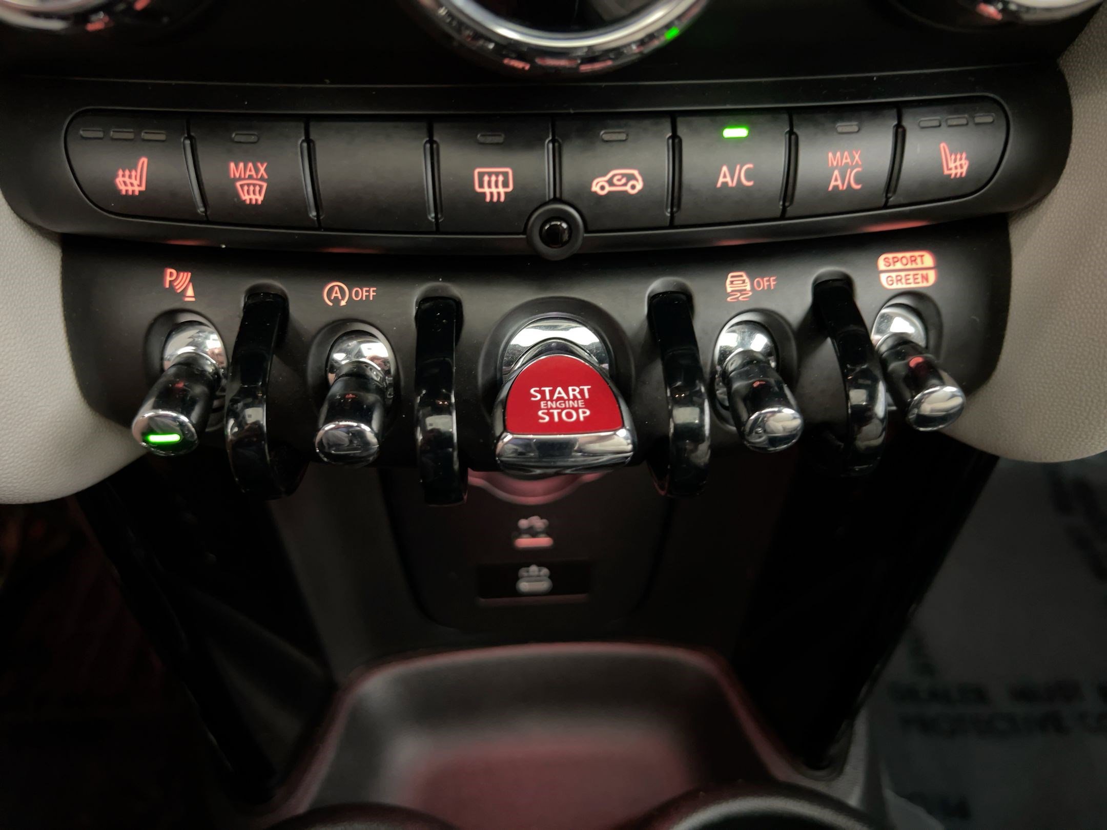 Used 2023 MINI Cooper S image 18