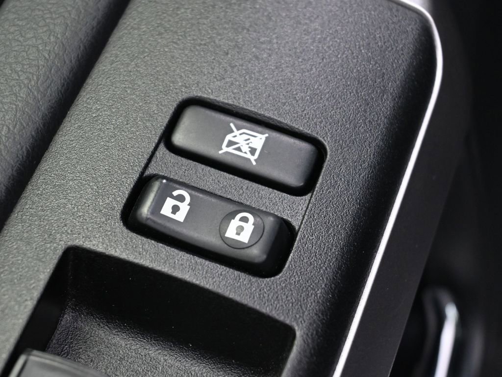 Used 2020 Toyota 4Runner Limited image 13