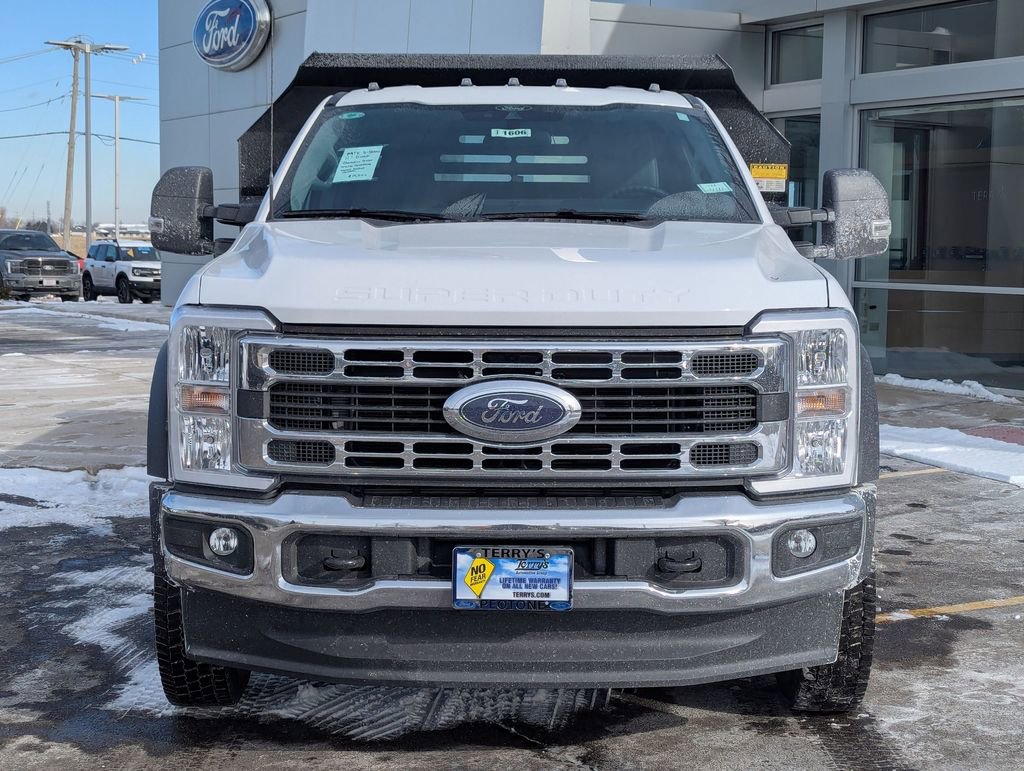 New 2026 Ford F450 XL w/ XL Chrome Package image 2