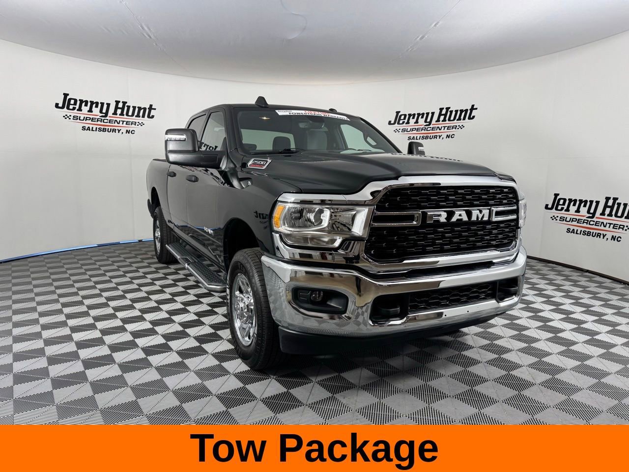 Used 2024 RAM 2500 Big Horn w/ Bed Utility Group image 6