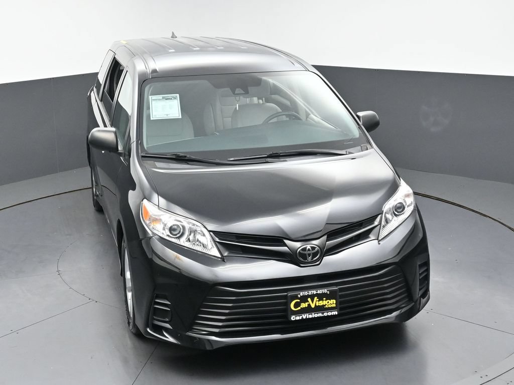 Used 2020 Toyota Sienna L FWD image 43