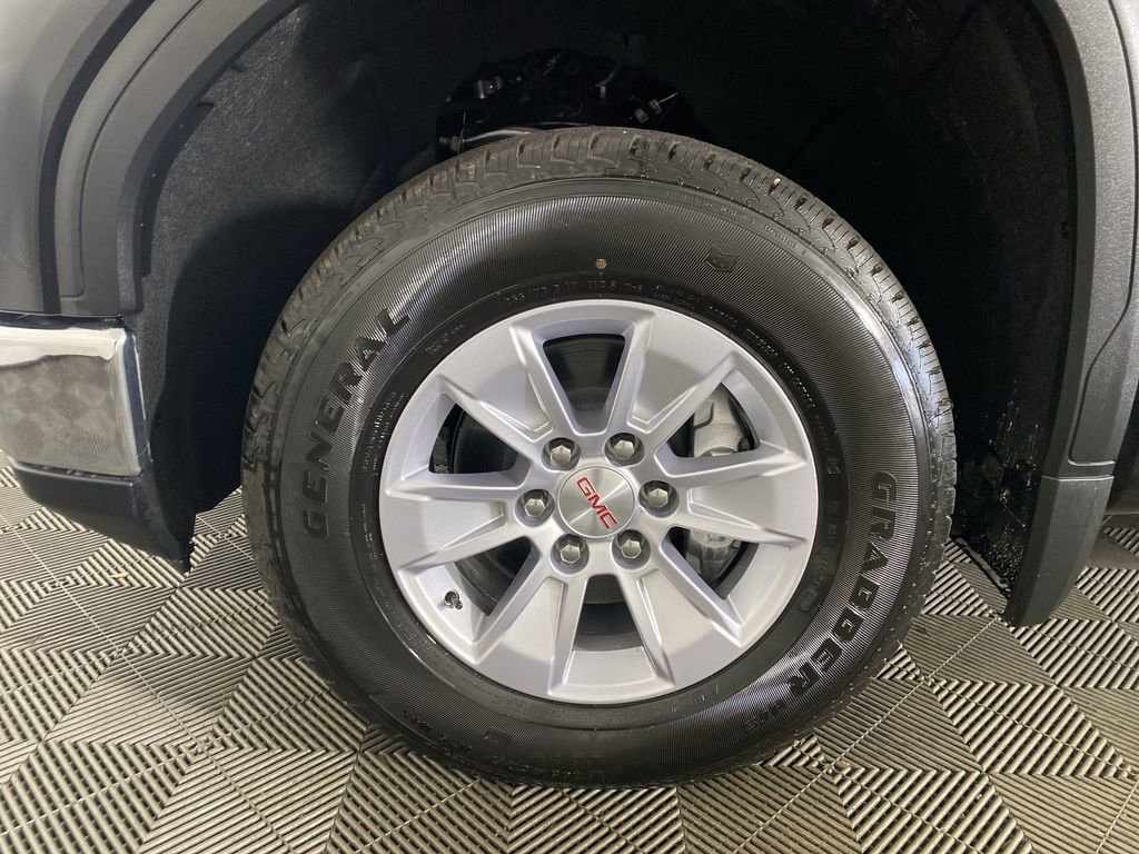 New 2026 GMC Sierra 1500 SLE image 32