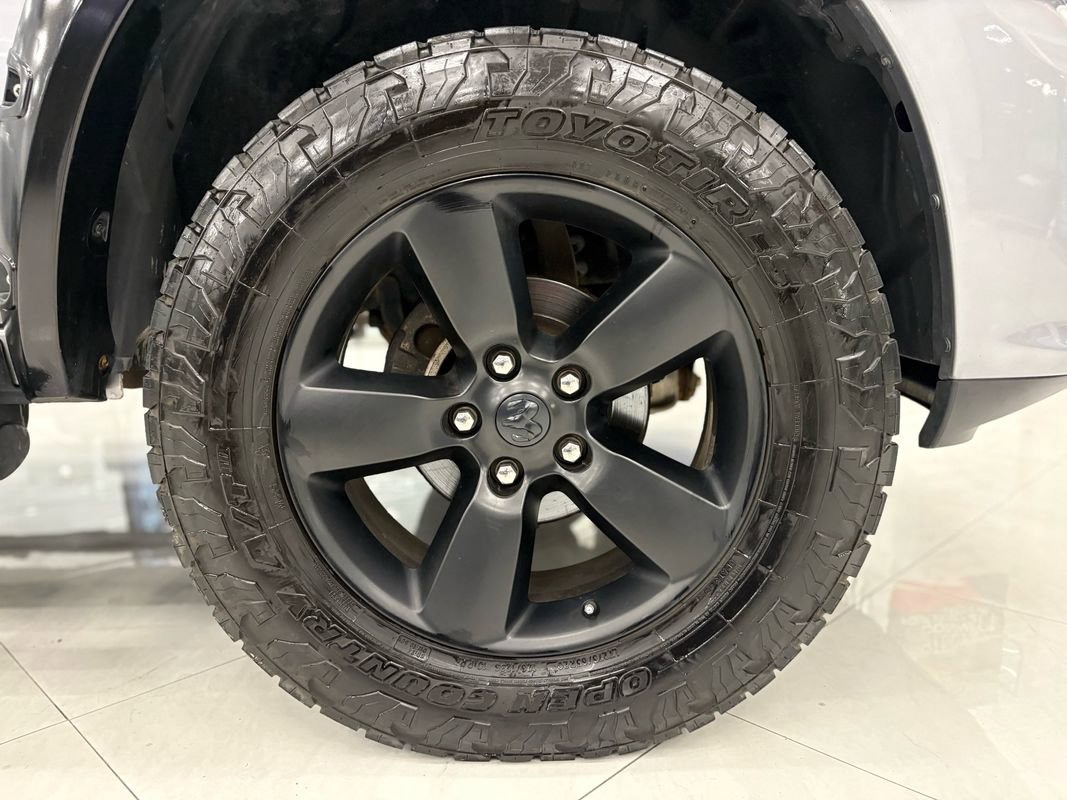 Used 2019 RAM 1500 Express w/ Wheel & Sound Group image 37