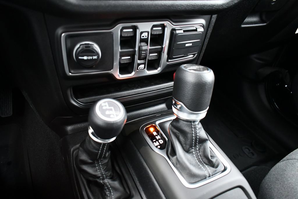 New 2026 Jeep Gladiator Sport image 17