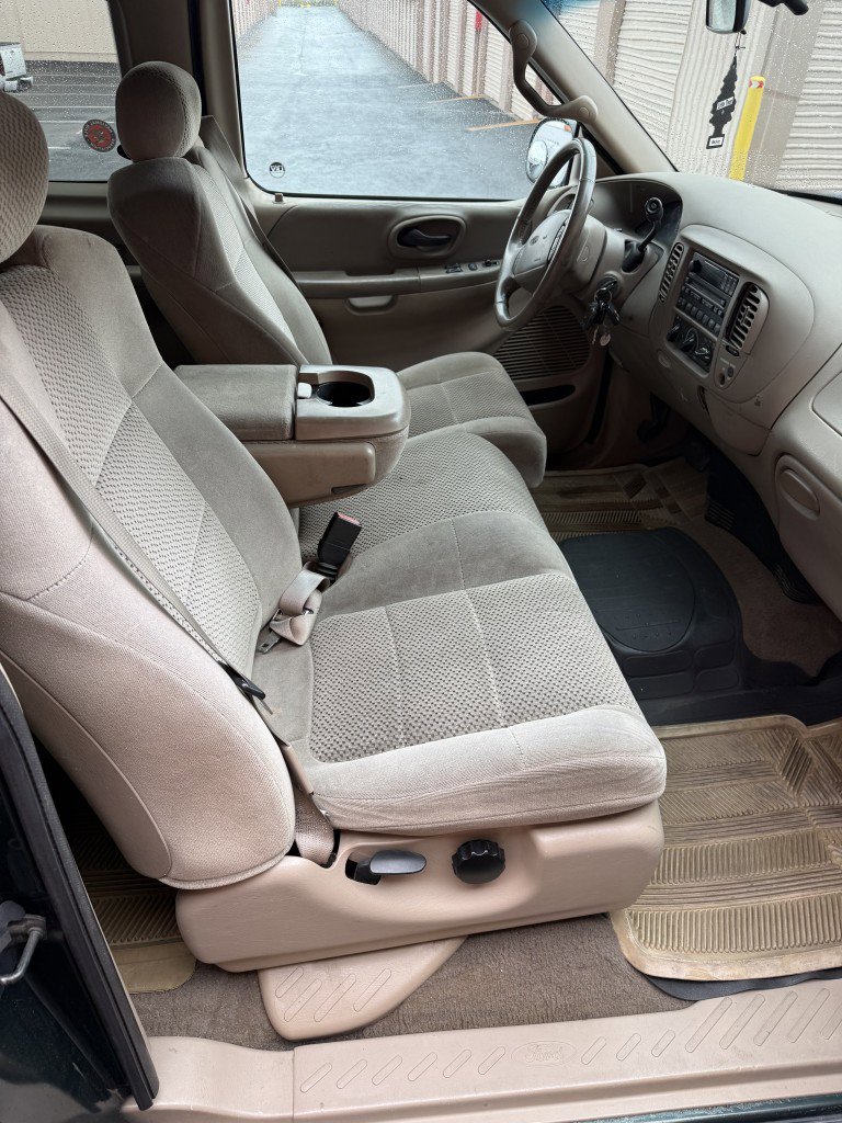 Used 2001 Ford F150 Lariat image 12