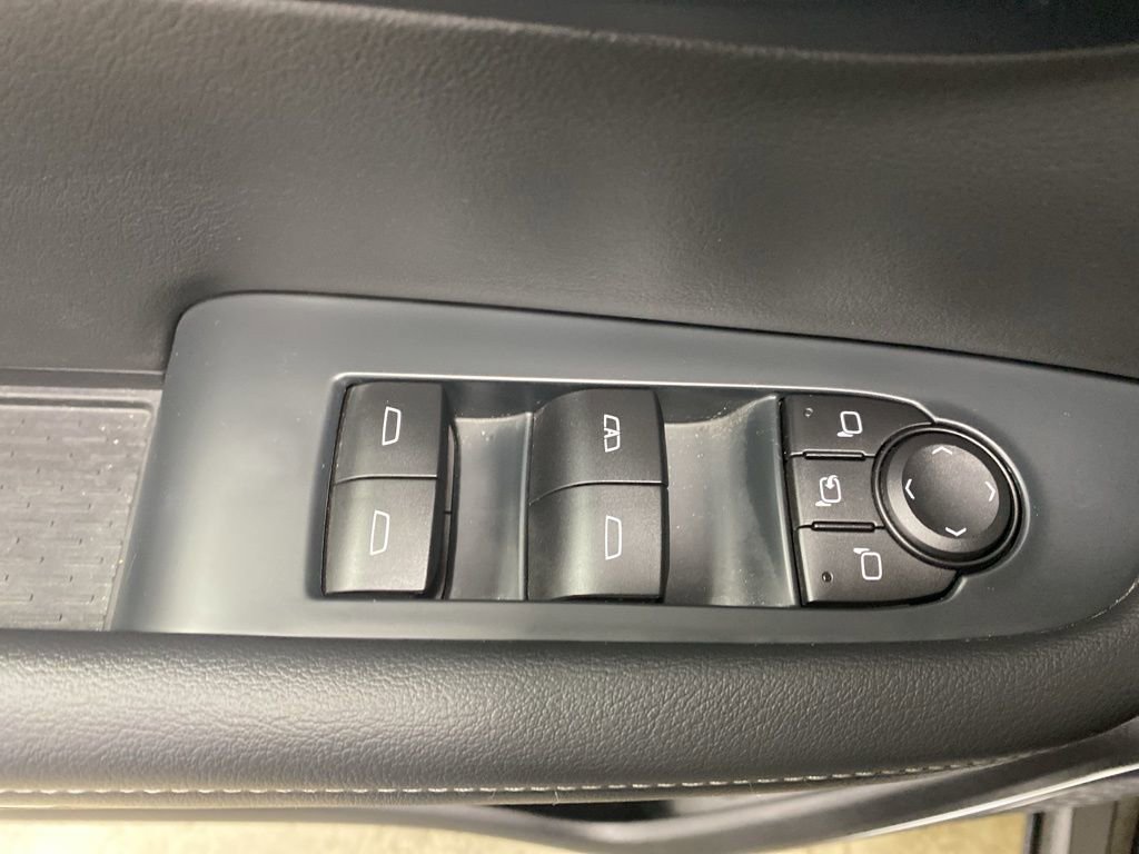 Used 2025 Buick Enclave Preferred image 25