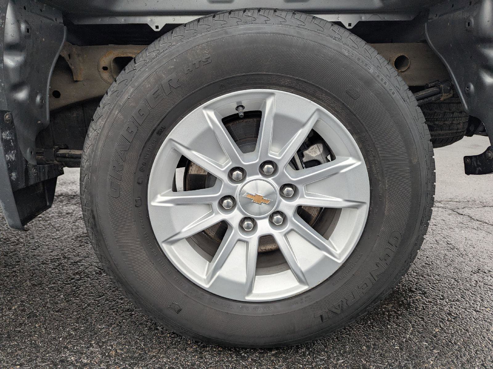 Used 2025 Chevrolet Silverado 1500 LT image 12