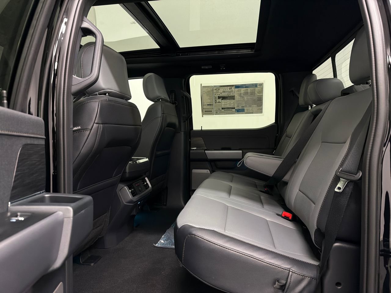 New 2025 Ford F150 Lightning Lariat image 21