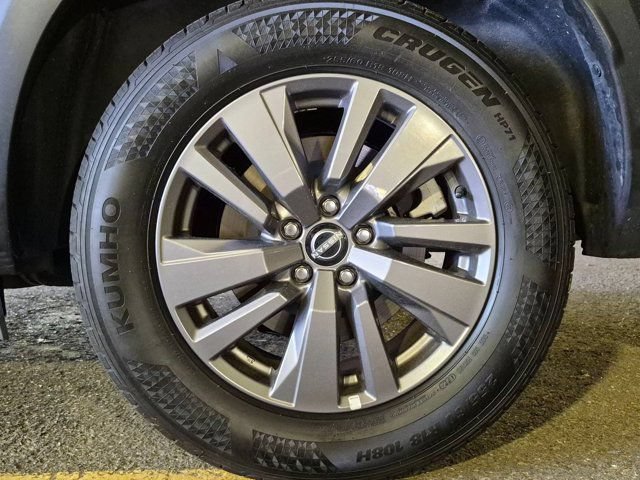Used 2025 Nissan Pathfinder SV FWD image 24