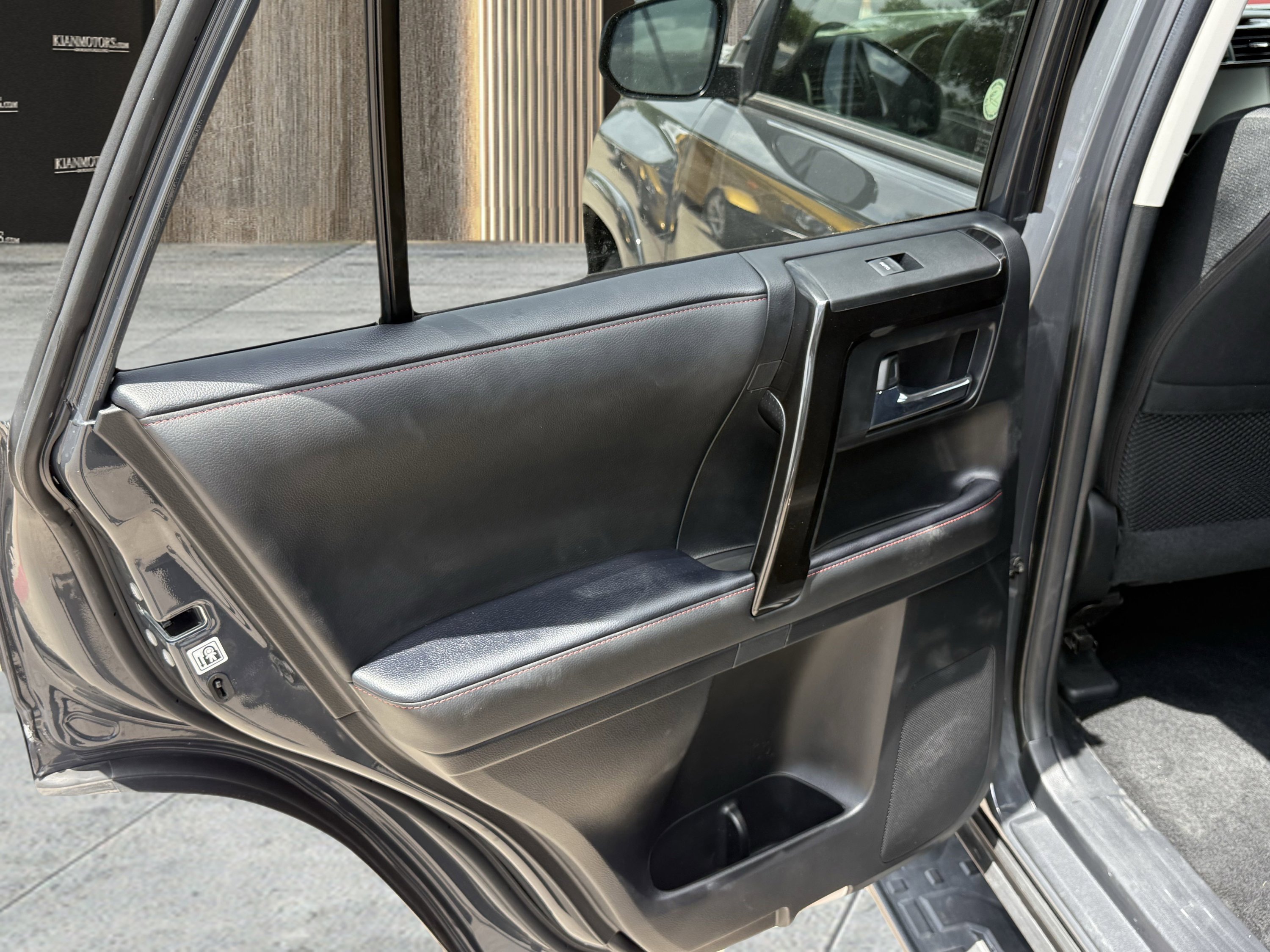 Used 2024 Toyota 4Runner TRD Off-Road image 32