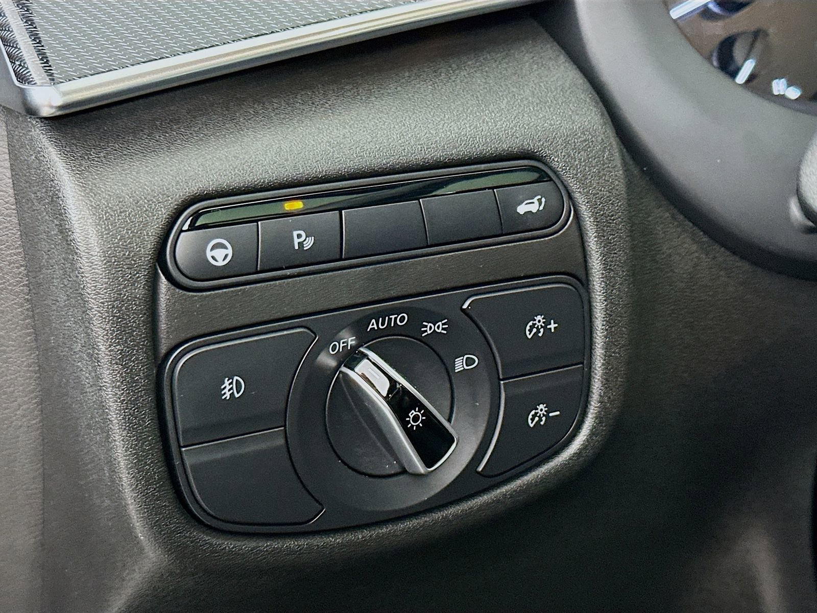 Used 2023 INFINITI QX50 Sport image 10