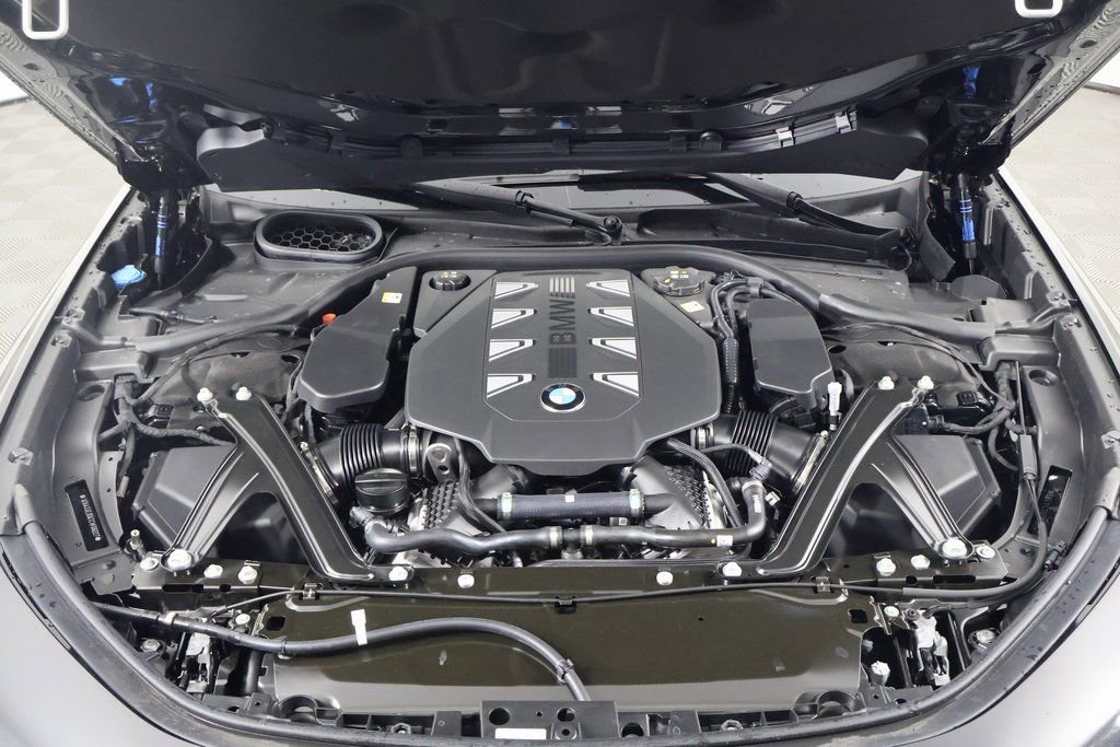 New 2026 BMW 760i xDrive w/ Executive Package image 9