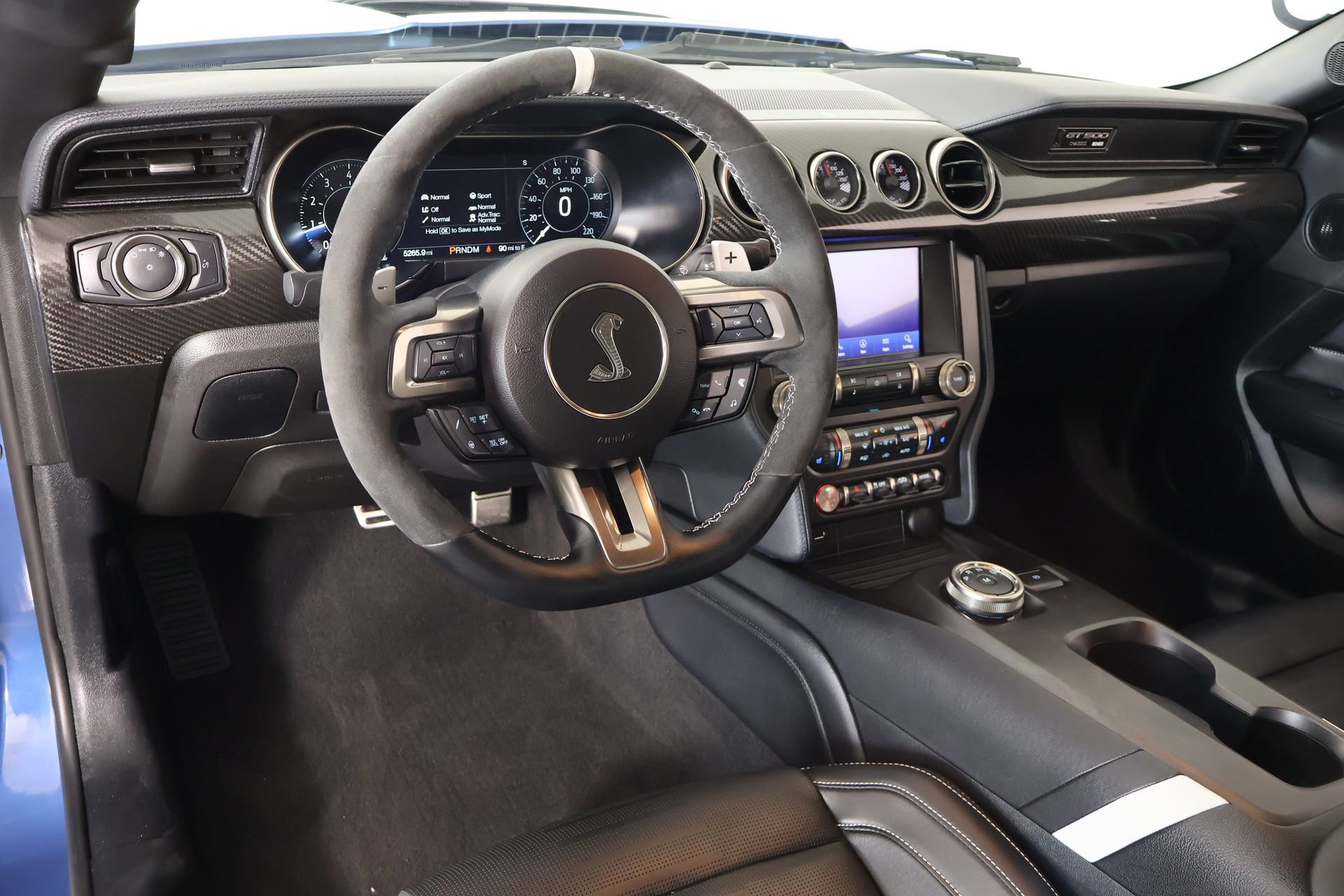 Certified 2021 Ford Mustang Shelby GT500 w/ Technology Package RWD image 2