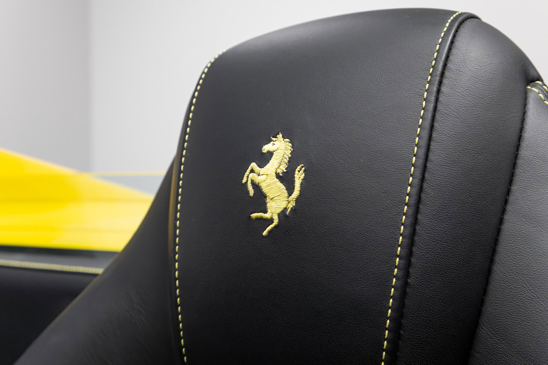 Used 2017 Ferrari 488 Spider image 9