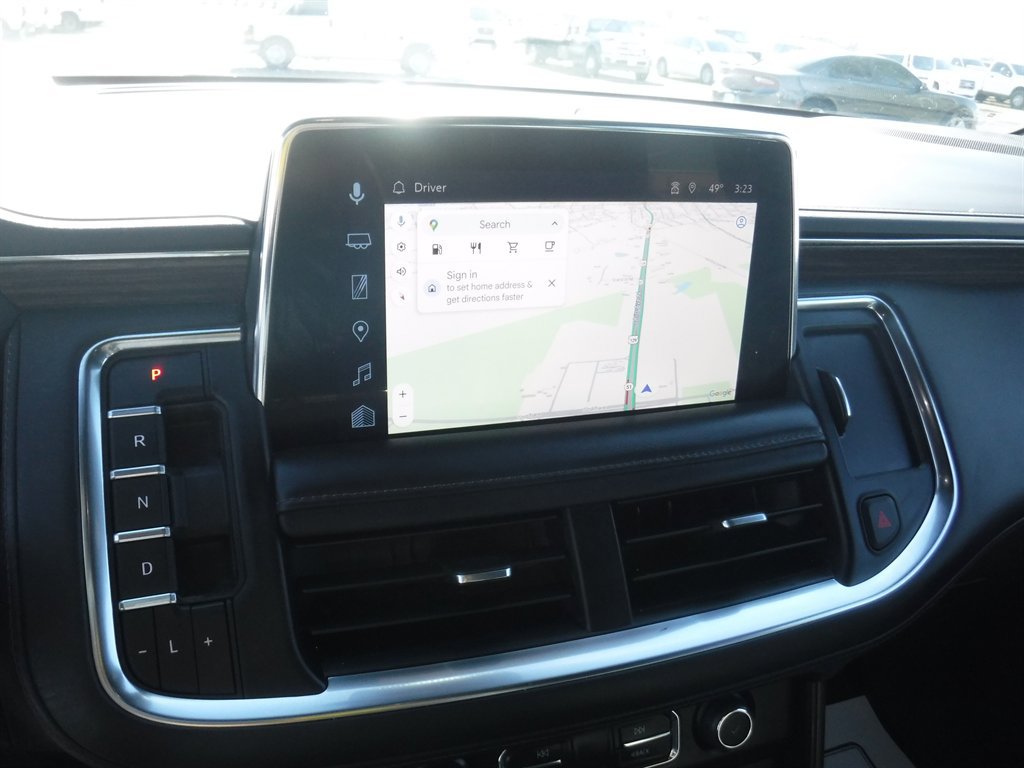 Used 2023 Chevrolet Suburban High Country image 18