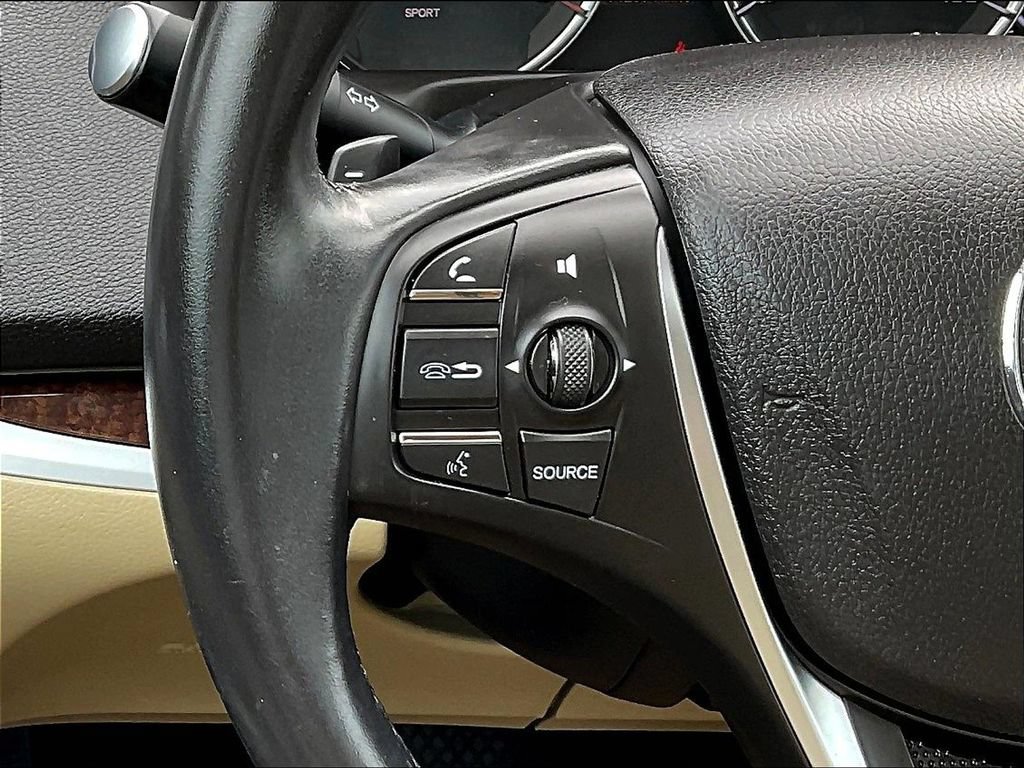 Used 2020 Acura TLX FWD image 11