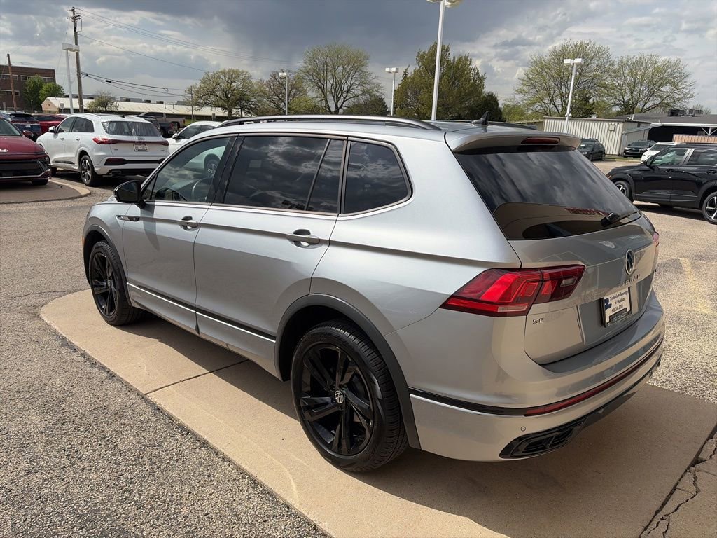 Certified 2023 Volkswagen Tiguan SE R-Line AWD/4WD image 7
