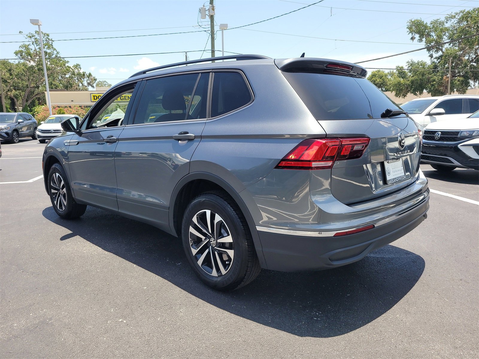 Used 2024 Volkswagen Tiguan S image 7