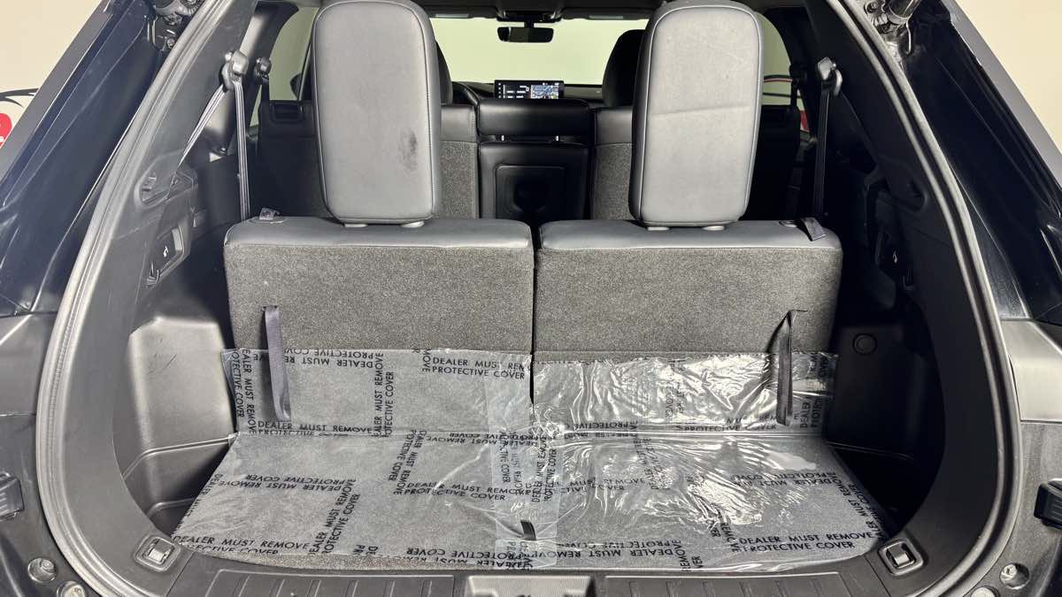 Used 2025 Mitsubishi Outlander SE FWD image 32