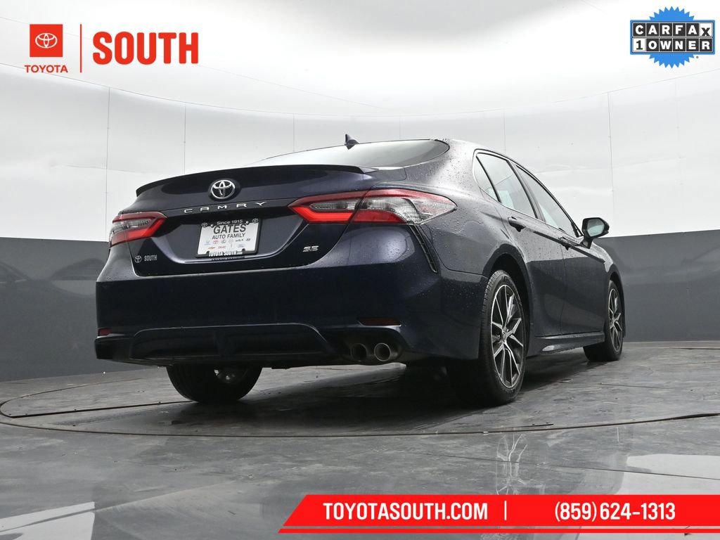 Used 2021 Toyota Camry SE w/ Convenience Package image 35