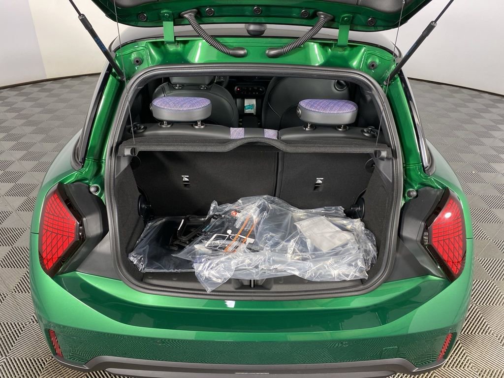 New 2026 MINI Cooper S image 25