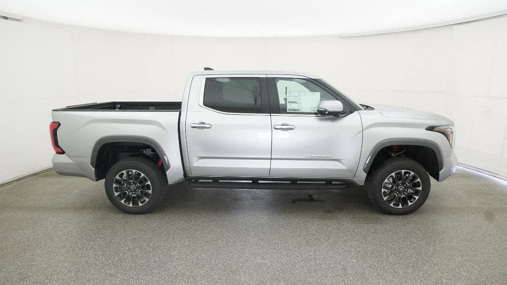 New 2026 Toyota Tundra Limited AWD/4WD image 11