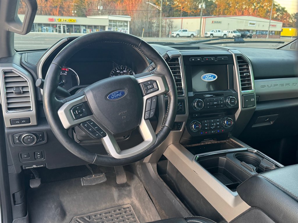 Used 2017 Ford F250 Lariat w/ Lariat Ultimate Package image 11