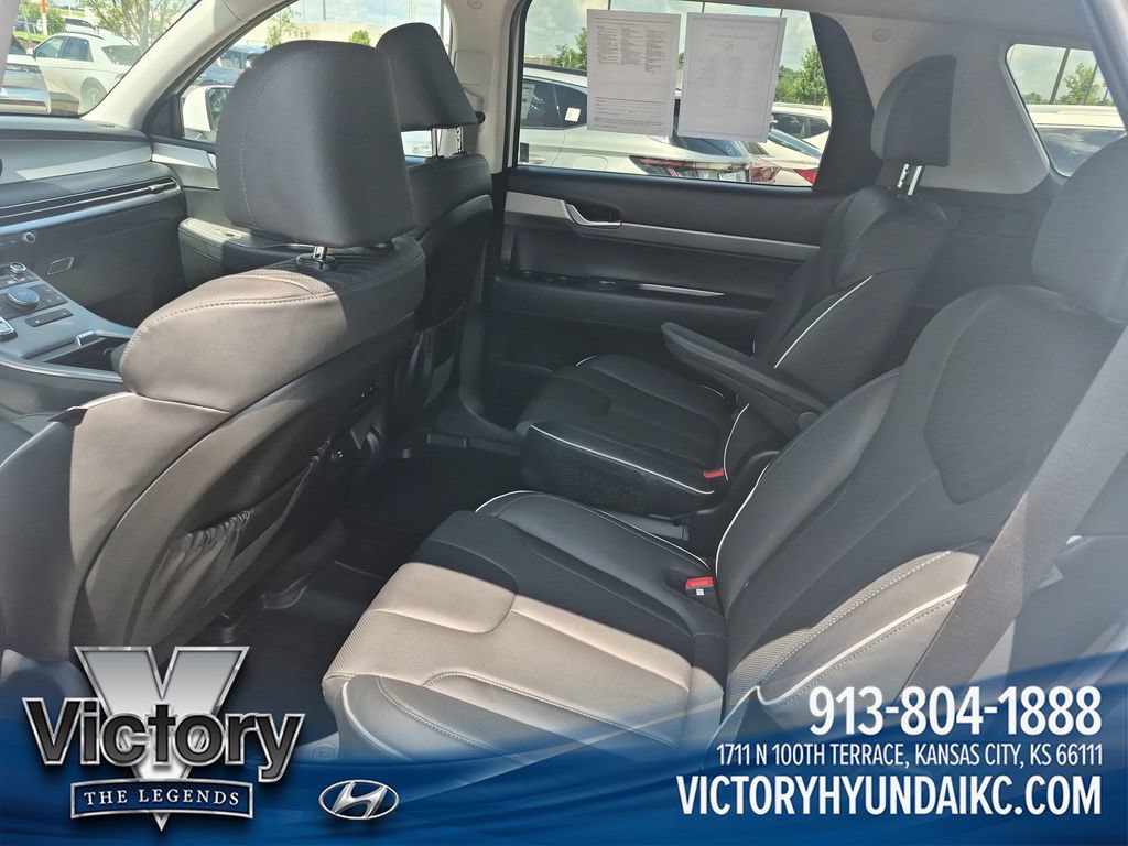Used 2025 Hyundai Palisade SEL FWD image 24