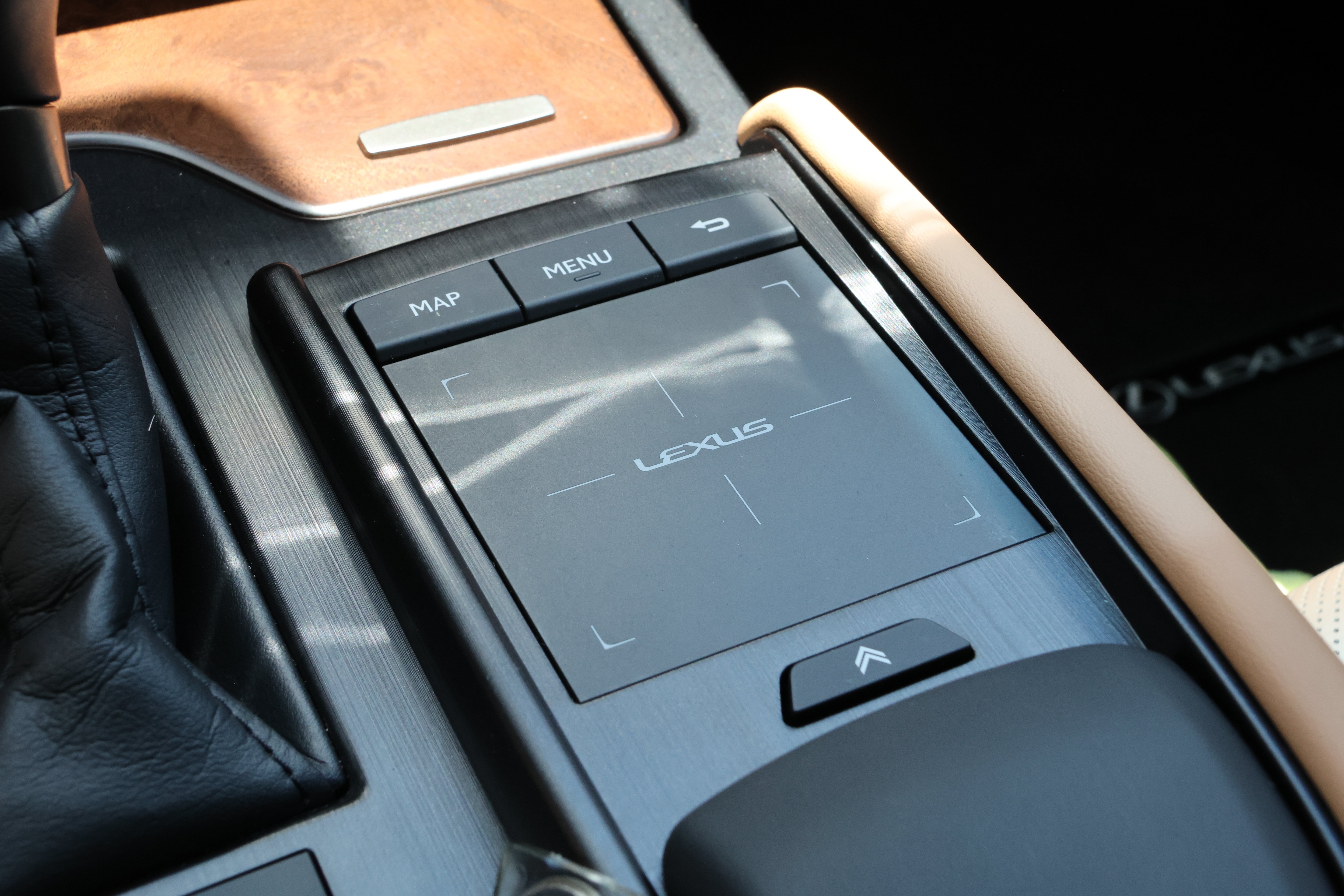 Used 2022 Lexus ES 350 Ultra Luxury w/ Accessory Package 2 FWD image 31