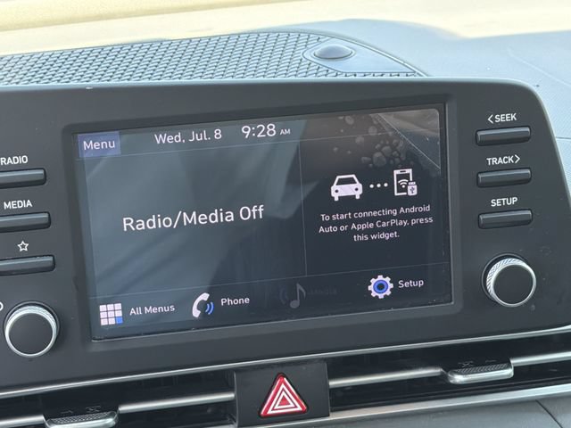 Certified 2022 Hyundai Elantra SE FWD image 28