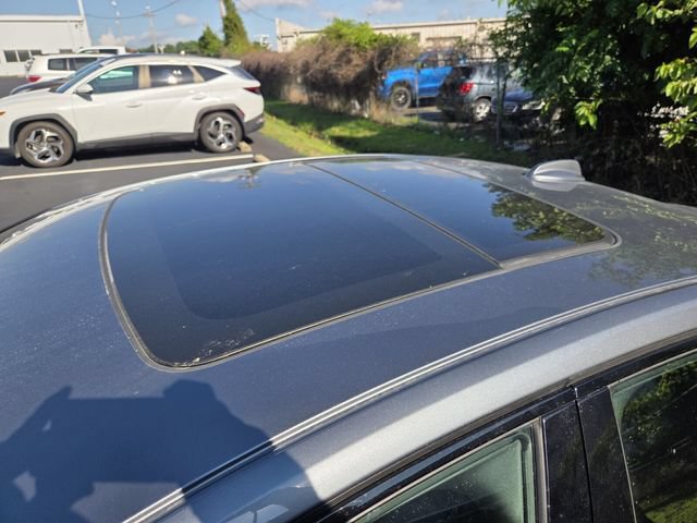 Used 2019 Volvo S60 T8 R-Design AWD/4WD image 8