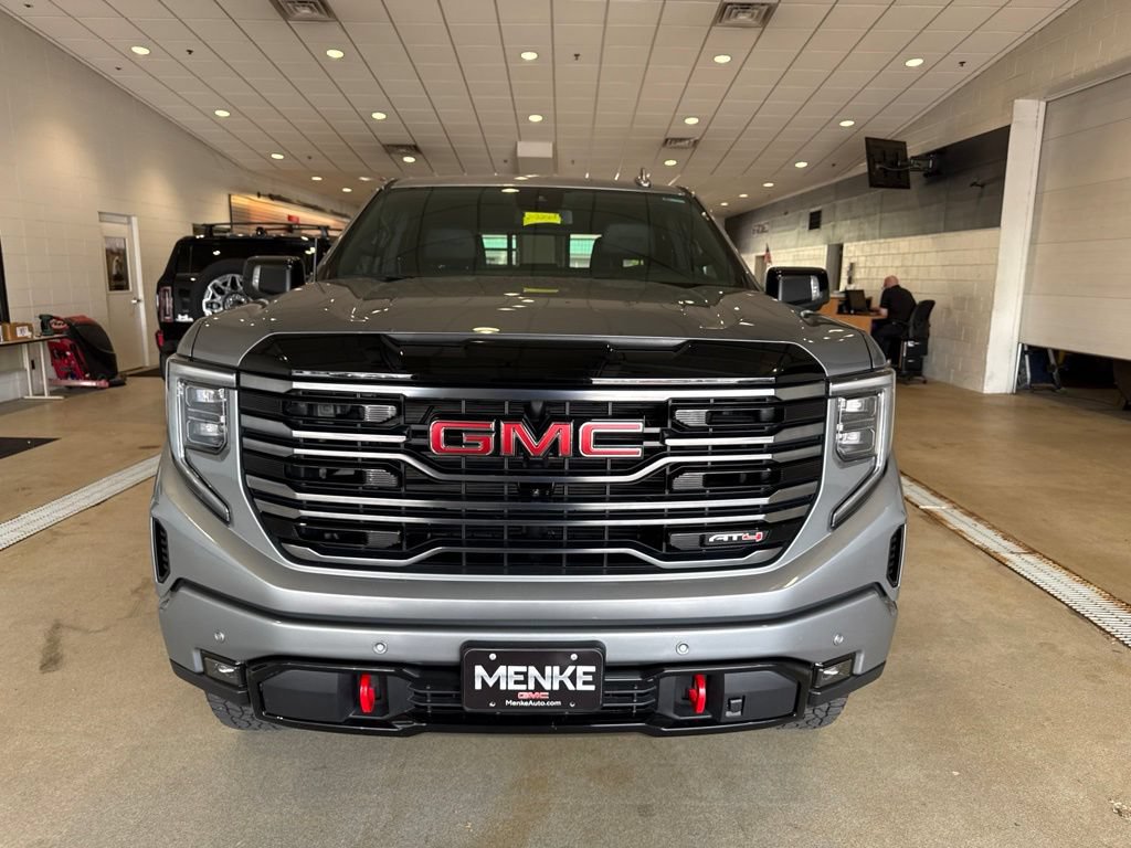 Used 2025 GMC Sierra 1500 AT4 w/ AT4 Premium Package AWD/4WD image 2