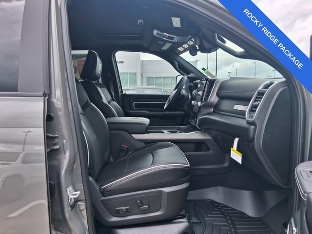 New 2026 RAM 2500 Laramie w/ Night Edition AWD/4WD image 25