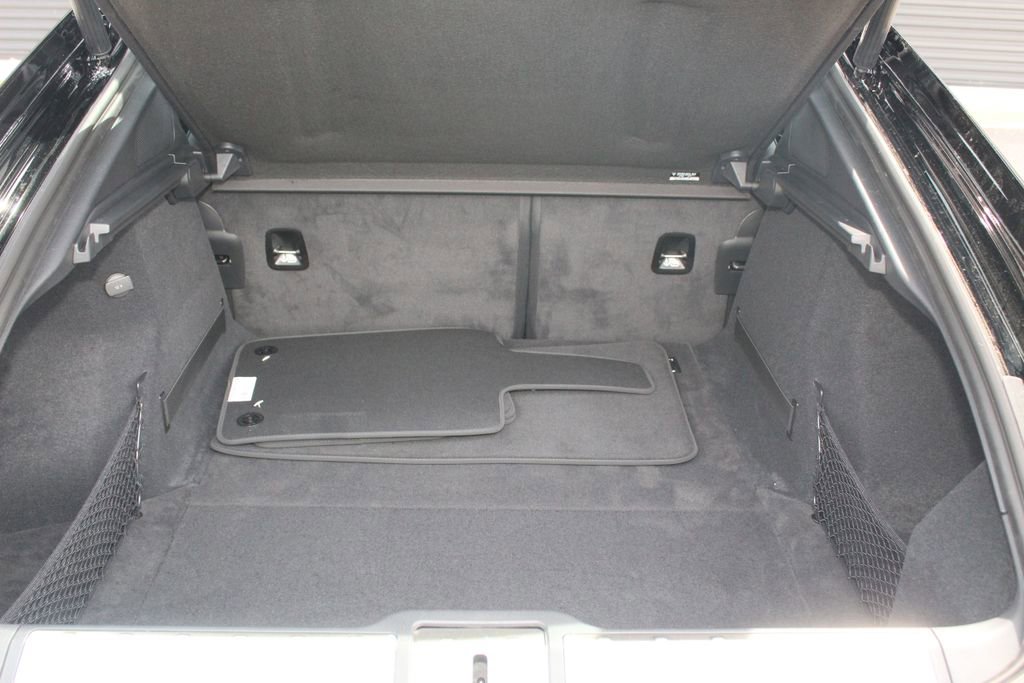 New 2026 Porsche Panamera 4 image 12