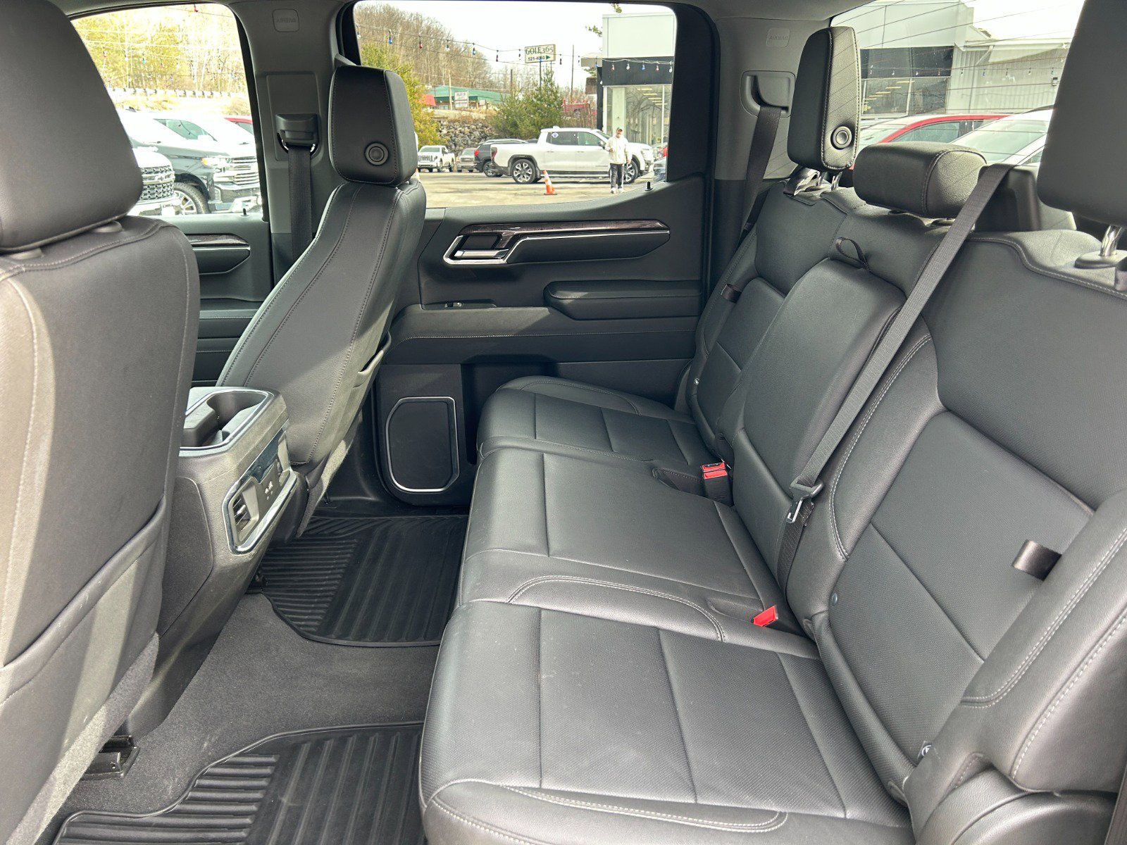 Used 2023 Chevrolet Silverado 1500 LTZ image 16