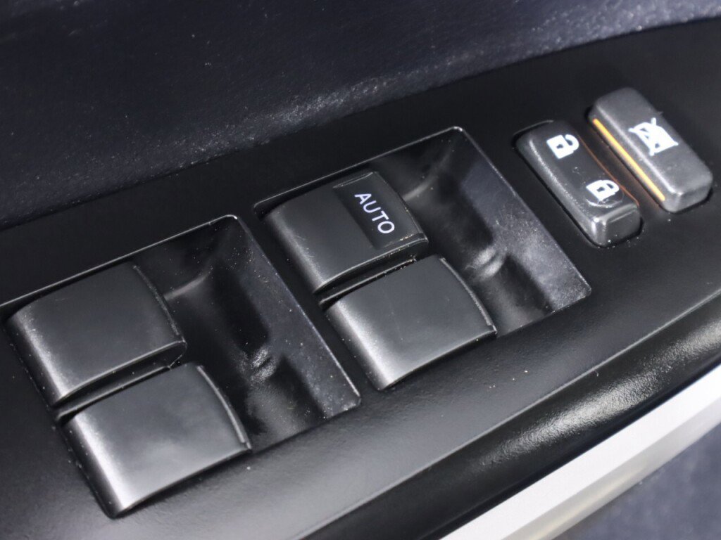 Used 2018 Toyota Tundra SR5 w/ TRD Off Road Package image 30