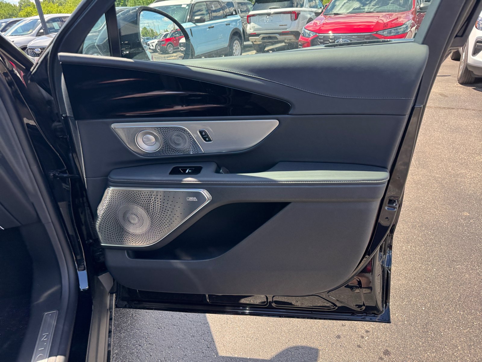 New 2026 Lincoln Nautilus Reserve AWD/4WD image 29