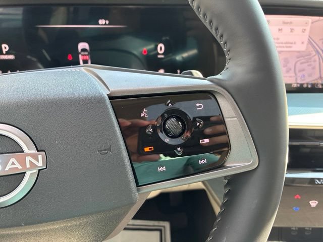 Certified 2025 Nissan Murano Platinum w/ Cargo Package AWD/4WD image 40