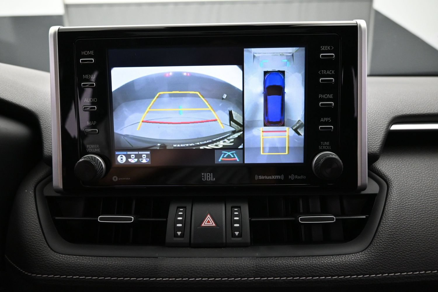 Used 2019 Toyota RAV4 Limited AWD/4WD image 31
