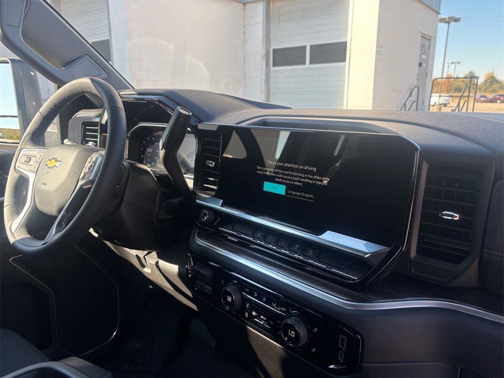 New 2026 Chevrolet Silverado 2500 LT image 17