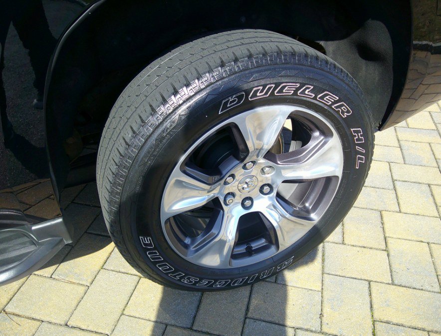 Used 2019 Chevrolet Tahoe LT image 10