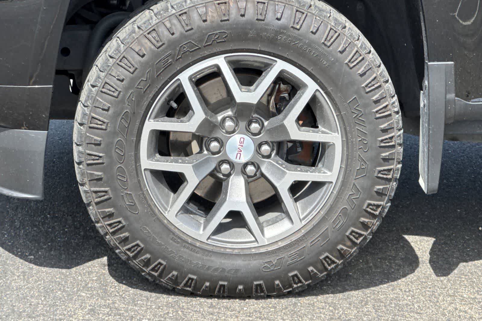 Used 2022 GMC Canyon AT4 w/ Trailering Package AWD/4WD image 28