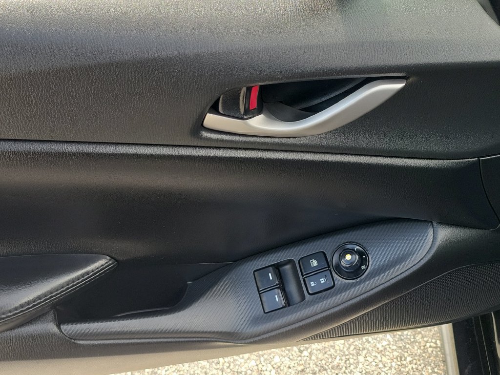 Used 2019 MAZDA MX-5 Miata Sport w/ I-ACTIVSENSE Sport Package RWD image 23