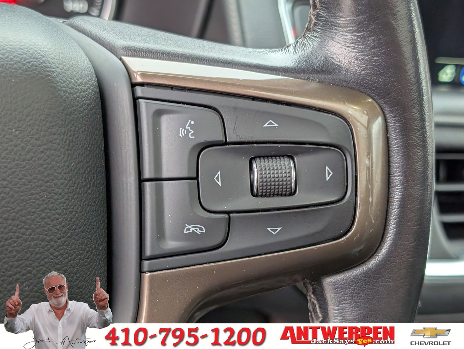 Used 2021 Chevrolet Suburban High Country image 30